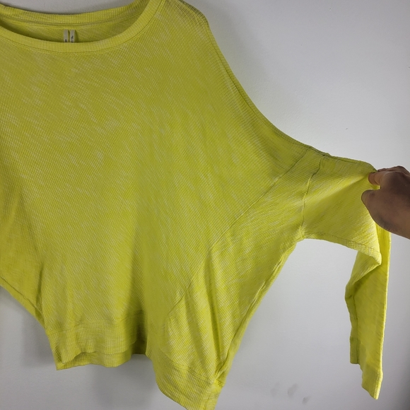 Anthropologie Micro Ribbed Drop Shoulder Asymmetric Hem Tee - Picture 3 of 8